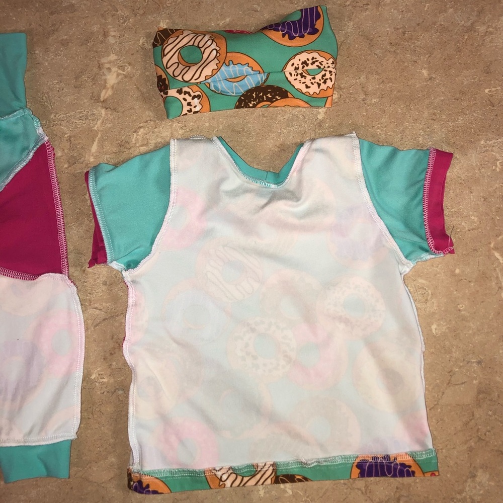 WAHM 3pc Baby Girl Outfit 6-9 months - Donuts - Picture 6 of 6